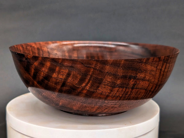 Beautiful figured footed medium walnut bowl