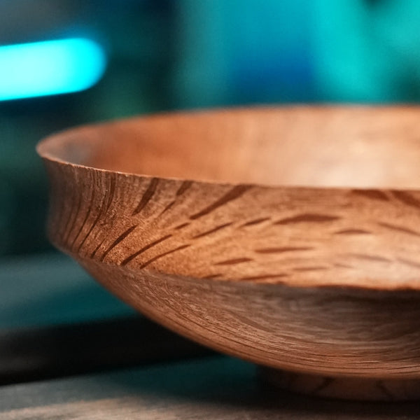 Stunning Oak Bowl - 6" x 2.5", Handcrafted, Food-Safe Finish